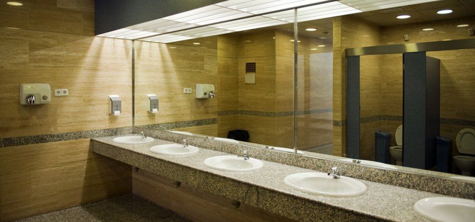 Washroom Cleaning and Maintenance Tips