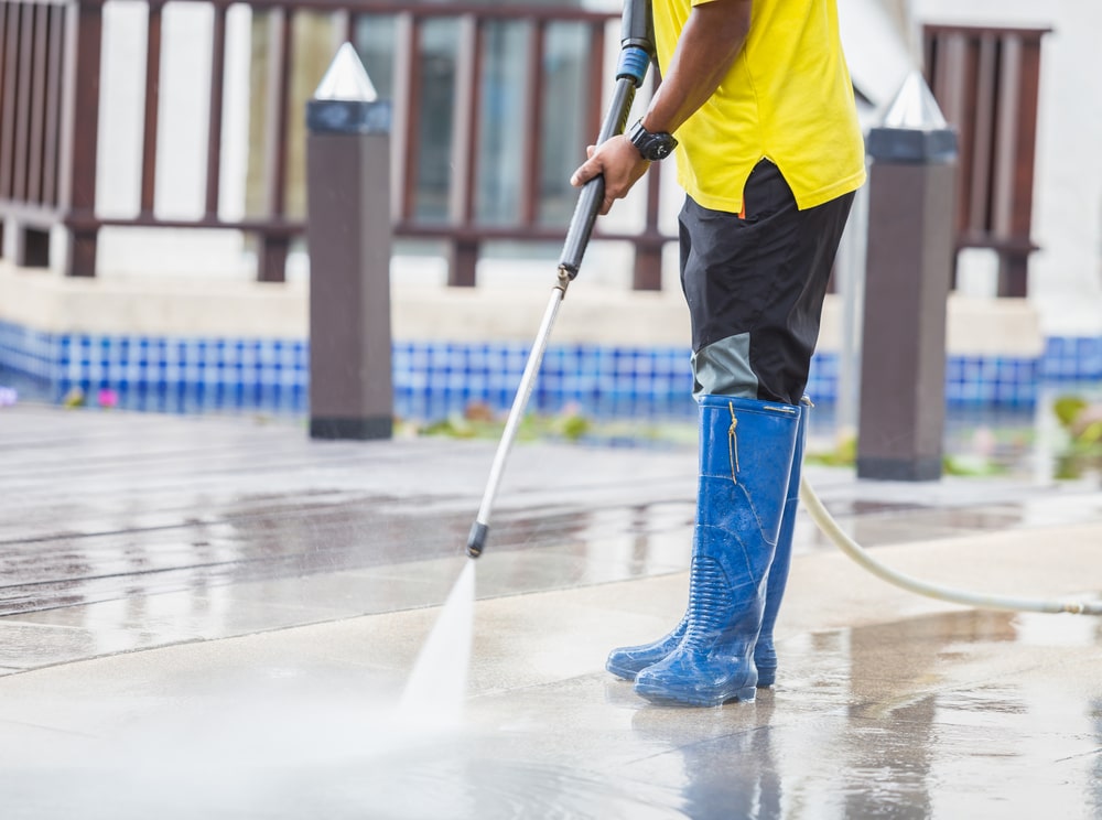 Top 5 things you need to consider when getting your industrial space cleaned 2 Professional industrial cleaning supplies