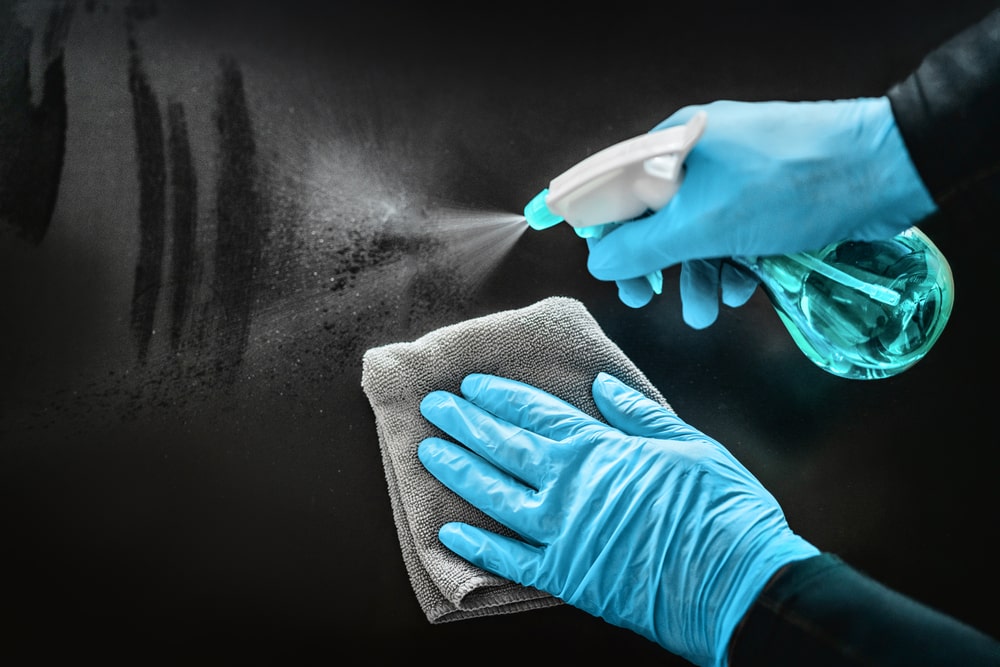 3 public venue cleaning challenges and how to solve them 2 Professional cleaning equipment